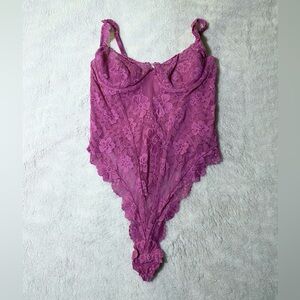 Victoria’s Secret Mauve Rose Lace Sexy Thong Teddy NWOT 36B